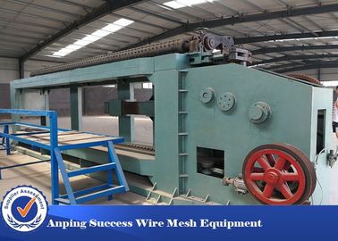 China 3300mm galvanisierte Gabions-Maschen-Maschinen-graue Farbe für das Spinnen des großen Maschendrahts fournisseur
