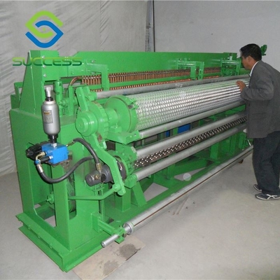 China 0-100 KN Schweißdruck Mesh Schweißsystem Maschine mit 0,8-1,2 mm Schweißdraht fournisseur