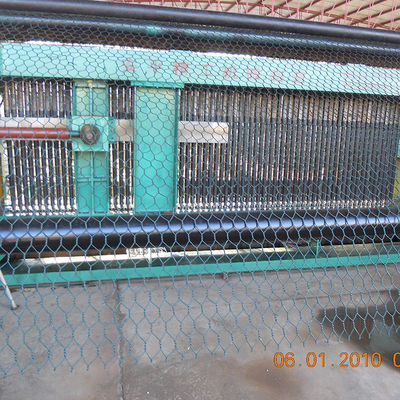 China Schwerlast-PVC-beschichtete Gabion-Gittermaschine mit 6*8 Lochgröße für sichere Versand- oder Eisenbahnlieferungen fournisseur