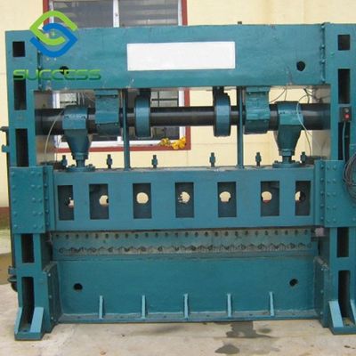 China Kundenspezifische und vielseitige Produktionsmaschine für Lochbleche in Diamantform zur Herstellung nach individuellen Produktionsanforderungen fournisseur